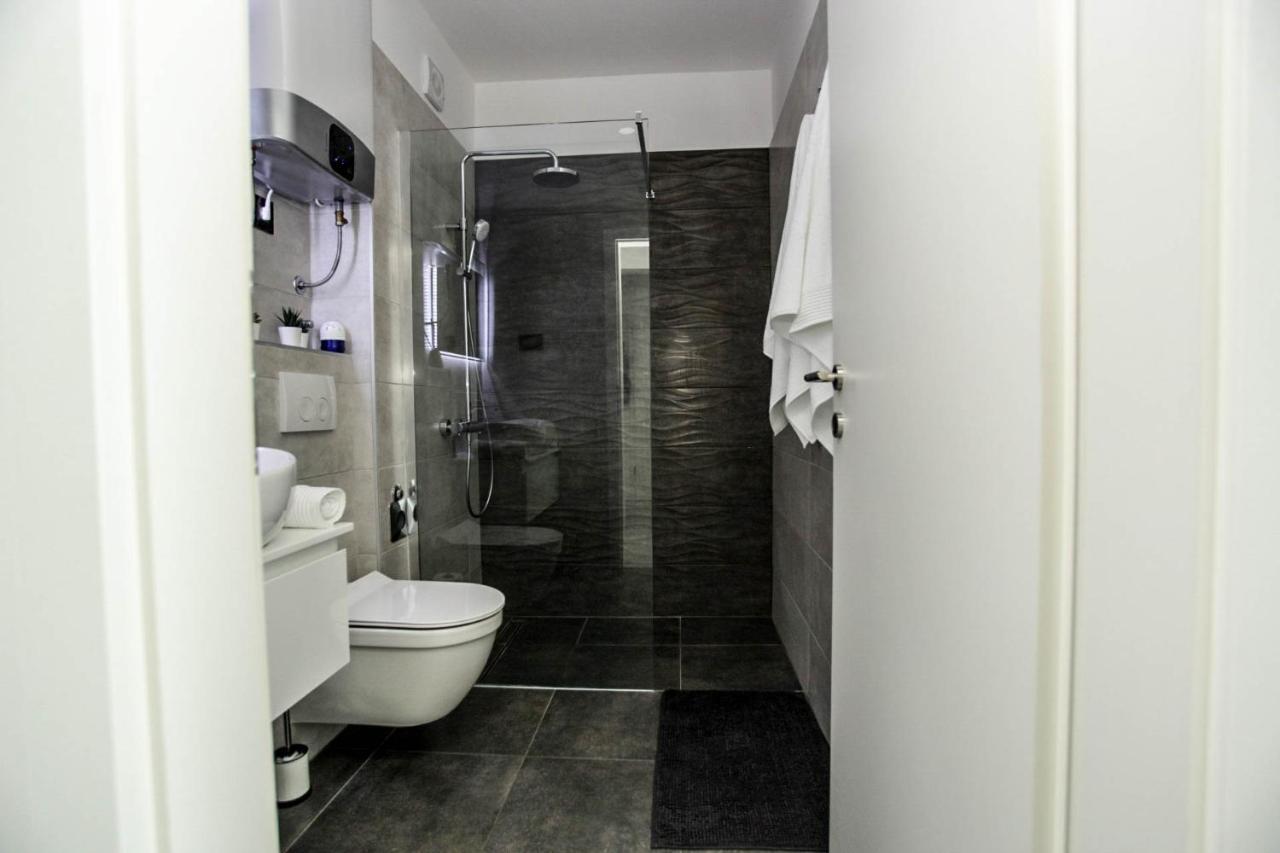 Apartamento Leelee Rijeka Exterior foto